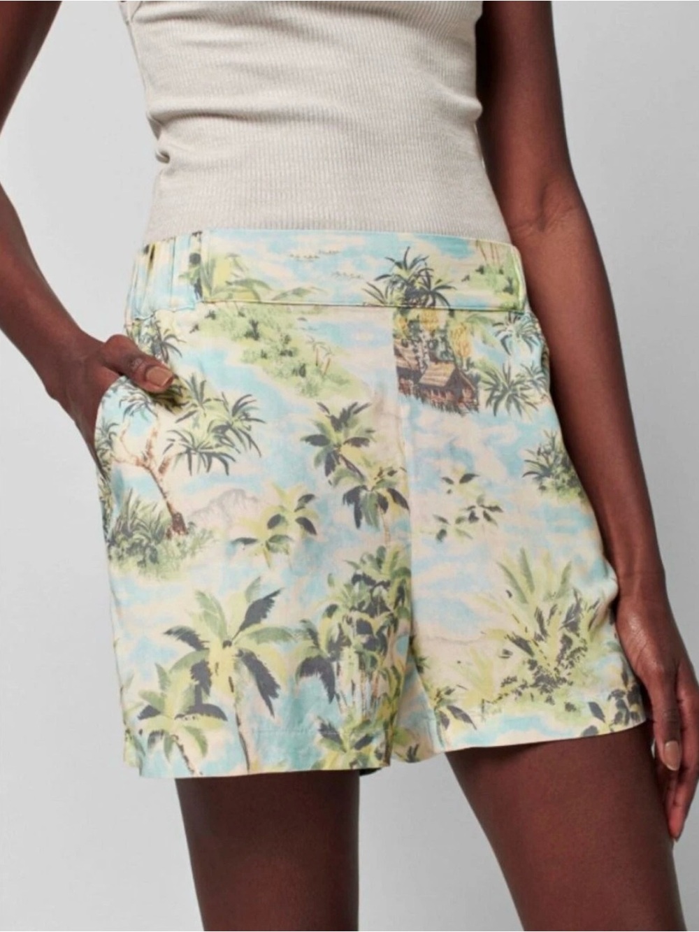 Faherty  “Oahu Breeze” tropical shorts size Medium